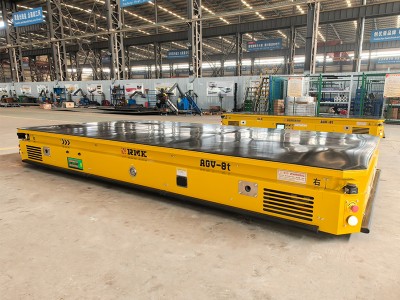 8トンレーザーガイド AGV with Lifting Pallet